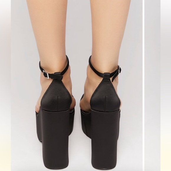 Forever 21 Satin Platforms | Size 10 | NWOT - Picture 2 of 4